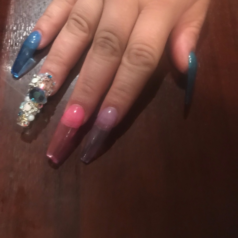 Acyrlic nails